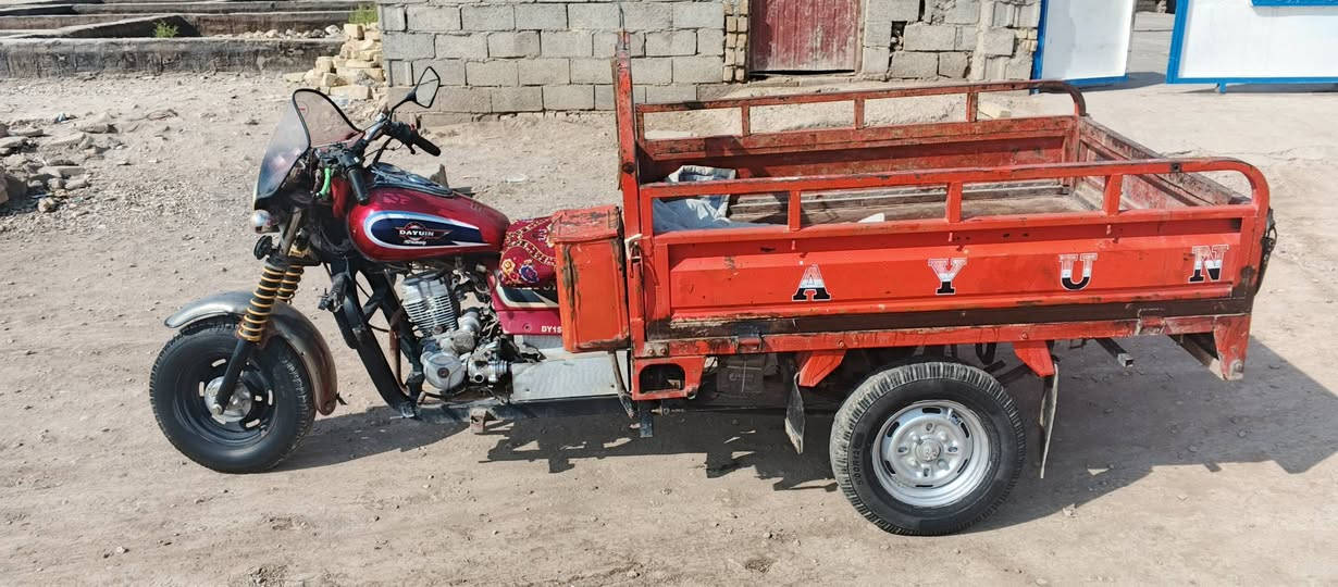 ستوته دايوان للبيع رقم ابيظ وسنويه موديل 2012 مكاني واسط قظاء العزيزيه سعرها1000 رقم مبايل ***********
