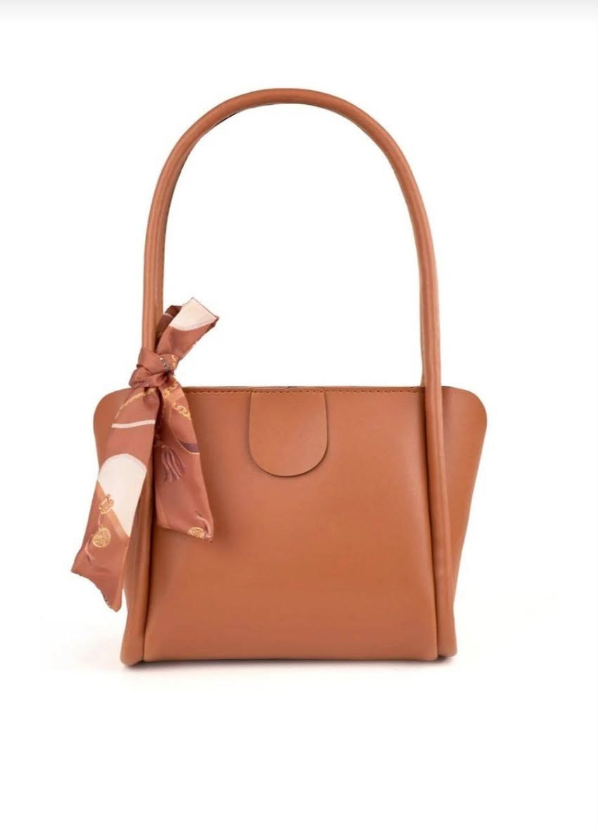 انت اختاري 
وهو يدفع ❤️‍🔥


**إذا كنت صاحب هذا الإعلان وتريد حذفه لأي سبب، رجاءا أرسل رسالة إلى الدعم الفني**