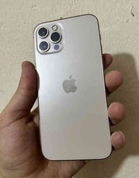 ايفون 12 برو  ماكس ذاكره 128 بطاريه 100 جهاز نضيف كله شغال مبدل شاشه و...