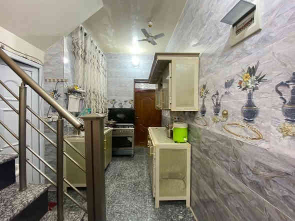 بيت للبيع مساحه ((50)) متر🏡

الواجهه ((5)) والنزال ((20)) 🏡

يحتوي على خدمات وغرف نوم🛌 (2) 
وصاله🛋️ ومطبخ واستقبال🛋️🪟 وصحيات🛁 ومنور (1) 

بناء 🧱البيت نظيف وجديد

📍الموقع: :بغداد الكرخ 📌حي الجهاد
📍الفرات الهياكل مجاور مطار بغداد الدولي
📍قرب جامعه المشرق وجامعه البيان🏛️

التواصل على الارقام🌹

***********واتساب☎️

*********** تصل ☎️
