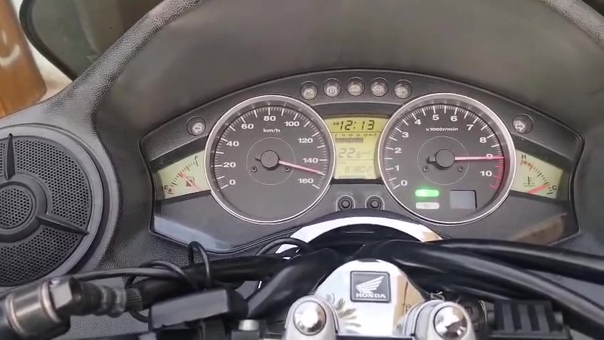 دراجه لبيع فورزه 010
بعدها زيرو 
مكان بغداد حي الجهاد 
رقمي ***********
سعر 16
