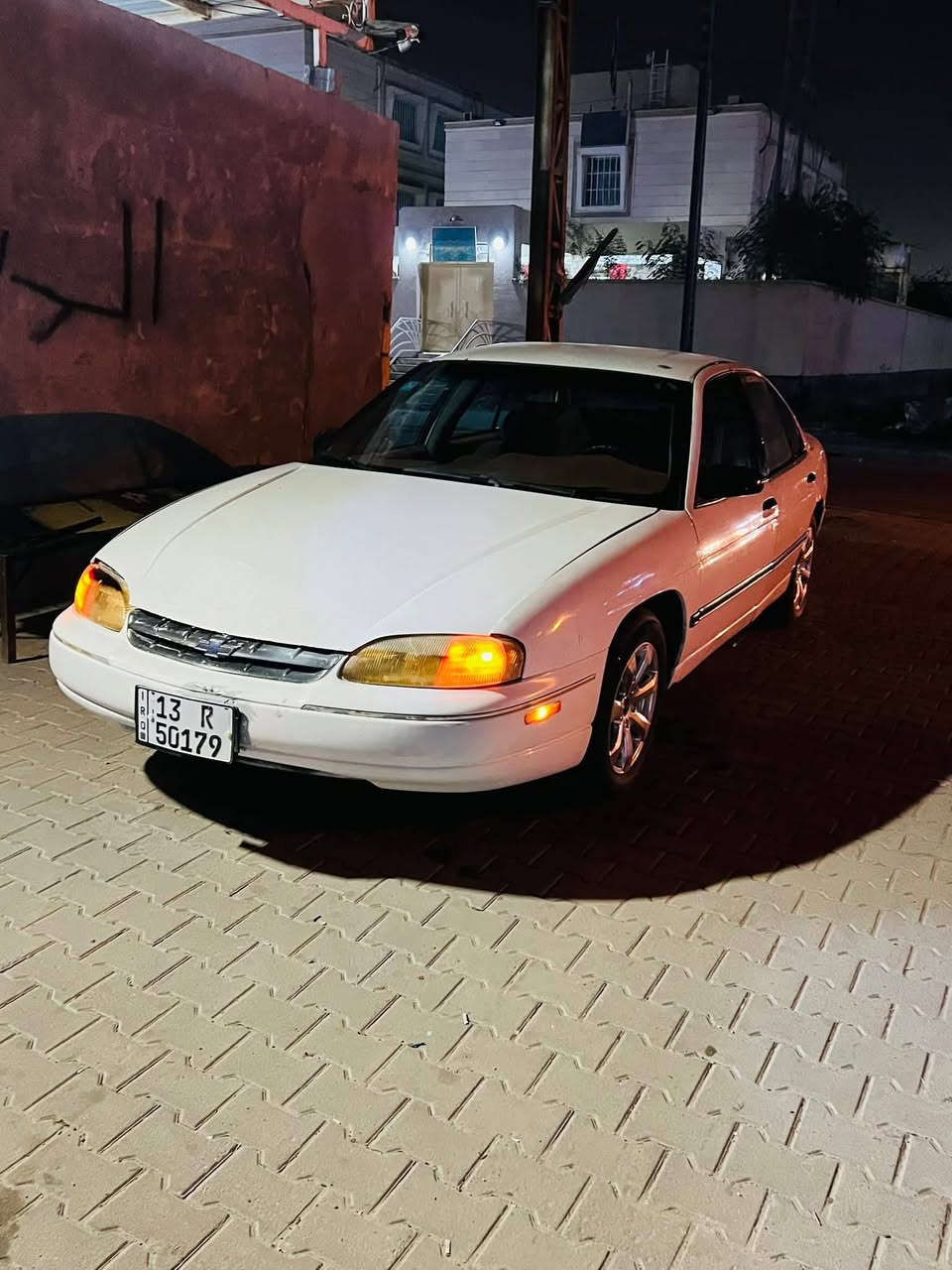 شوفر لومينا موديل 1999 رقم ميسان انكليزي شرط التحويل سيارة مكينة وكير بلادي الكير بي عطل كهربائي سيارة تنمر تمشي مكانيكي يعني انتة ترجع النمرة بيدك وين ماتريد تروح روح ترابك لبغداد حدادة 75 بالميةة
سيارة بيهة ضربة بصفحة الجملغ الخلفي الايمن ومامعمرة 
عدل سيارة جاهزة تبريد شغال كهربائيات شغالة سعر 25 مكاني بني منصور شراي يتصل *********** غير متواجد عالنت
