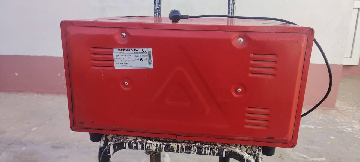 فرن كهربائي نظيف جدا/***********
