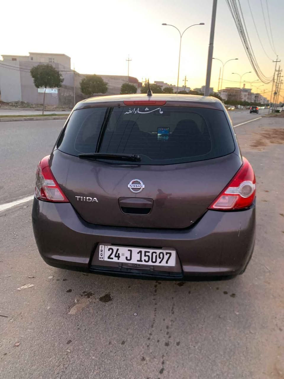 اخواني نيسان تيدا للبيع لون عنابي موديل 2009 المرغوب بيها قطعتين صبغ فقط بدون دواخل رقم جديد غرامه ٢٠٠ الف ينزل من سعرها سستم غاز الايطالي محرك وگير شرط وكاله مامبدلين سيارة موجوده بدهوك باسم راعيها وكاله تحويل الي تريده ثاني يوم سعرها 95 ورقه وبيها فد مجال 

للاستفسار رساله خاص او واتساب  *********** موصل, نينوى
