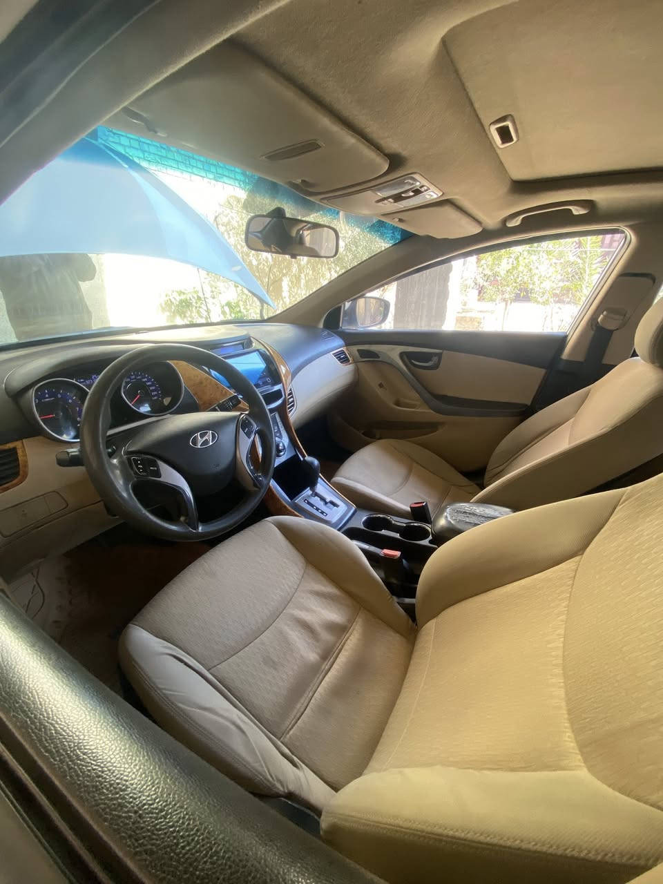 السلام عليكم الانتر مديل 2014سياره فول ‏ السيارة ١ع١رقم اربيل مكينه 1800🏎️سياره جديدة وحلوة نضيفه تخم تاير. حدية كلش جديدة. السعر ١٠٥وبيها مجال ***********
