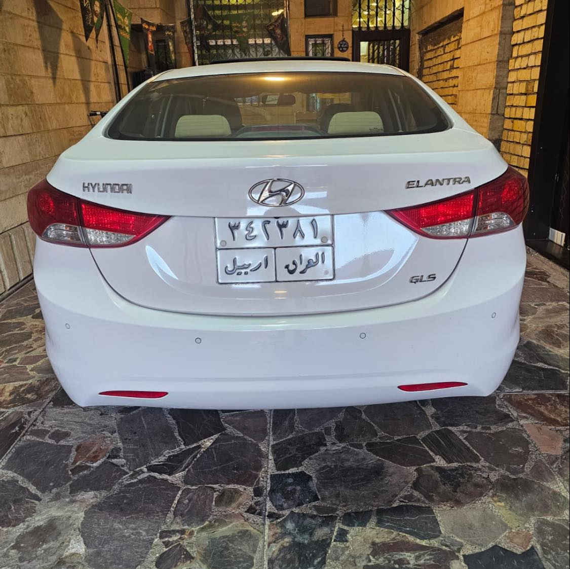 النترا ٢٠١٤
خليجي GLS
 اخت الزيرو ماشيه 45 الف فول مواصفات
بوضع الشركه او الوكاله
مكفوله كفاله عامه
ماعدئ شبر بالدوسه
كير ومحرك وحداديه على وضع الشركه فتحة سقف
مري شفط محرك ١٨٠٠
من الشركه عدنا الاسبير منازل 
مكانها بغداد منصور
السعر رقم 1 رد تلقائي
رقم راعيها
***********
