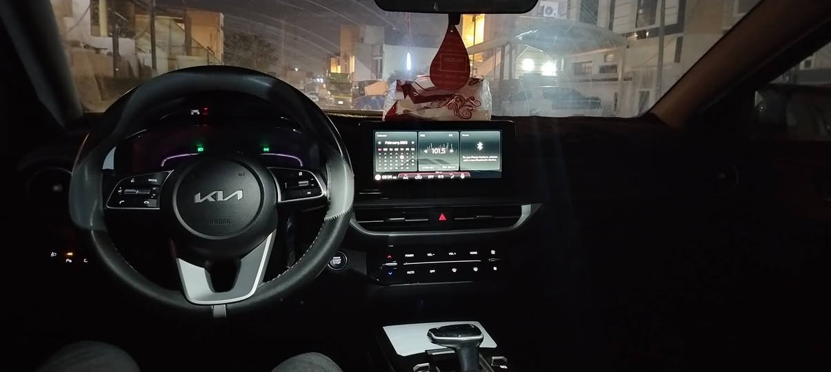 كيا كي٣ موديل ٢٠٢٤ ماشية ١٢ الف اخت الزيرو مكفولة كفالة عامة باسمي تحويل ثاني يوم رقم بغداد   رايدهة١٣٨ مكان بغداد الغزالية  ***********
