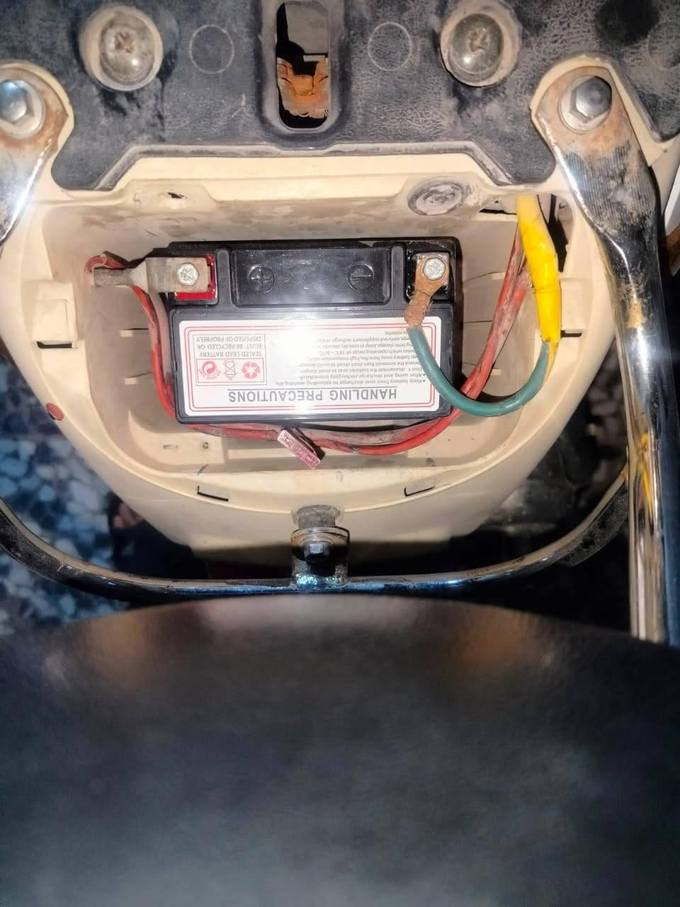 سلام عليكم شباب دراجه ماكس بوليس للبيع شلعه ومعدل خير من الله بوشه 55 هندر رياضي  كهربائياتي شغاله بس الكابريته مامفتوحه  والفيت بم مبدل وانه صارلي شهرين من مشتريه المكان البصره  قضاء الفاو يم مدرسه ميثم التمار شماليه السعر 720 وبيه مجال 
التواصل و استفسار  على هذا الرقم👈***********👉
