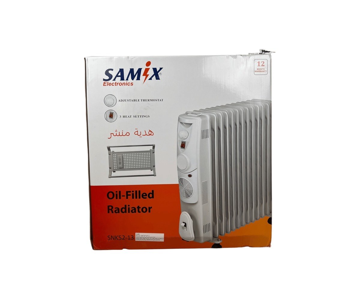 صوبه زيتيه جديده بالكارتون من SAMIX + منشر هديه  
مميزاتها 
عدد الخانات: 13 خانةلتوزيع الحرارة بشكل متساوٍ في الغرفة.
3 مستويات للتدفئةللتحكم بدرجة الحرارة حسب الحاجة.
مزودة بمروحة مدمجة (Fan Heater)لرفع سرعة توزيع الحرارة عند الحاجة.
منظم حرارة (Thermostat)للتحكم بدرجة الحرارة تلقائيًا ومنع ارتفاعها.
نظام حماية من ارتفاع الحرارةلضمان أمان كامل أثناء التشغيل.
مؤشر تشغيليُظهر حالة الجهاز بوضوح.
قدرة كهربائية:220V/50Hz/ 2500W
إمكانية لفّ السلكفي قاعدة الجهاز لتخزين مرتب وسهل.
عجلات دوّارةلسهولة نقل المدفأة داخل المنزل.
أرجل معدنية قويةلثبات أعلى عند الوقوف.
سخان داخلي يعتمد على الزيتيحافظ على الحرارة لفترة أطول حتى بعد الإطفاء.
هدية منشر قابل للتركيبيمكن استخدامه لتدفئة وتجفيف الملابس الخفيفة.
ضمان لمدة سنة من تاريخ الشراء.
سعرها 65 الف و متوفر توصيل لجميع محافظات العراق سعر التوصيل ٥