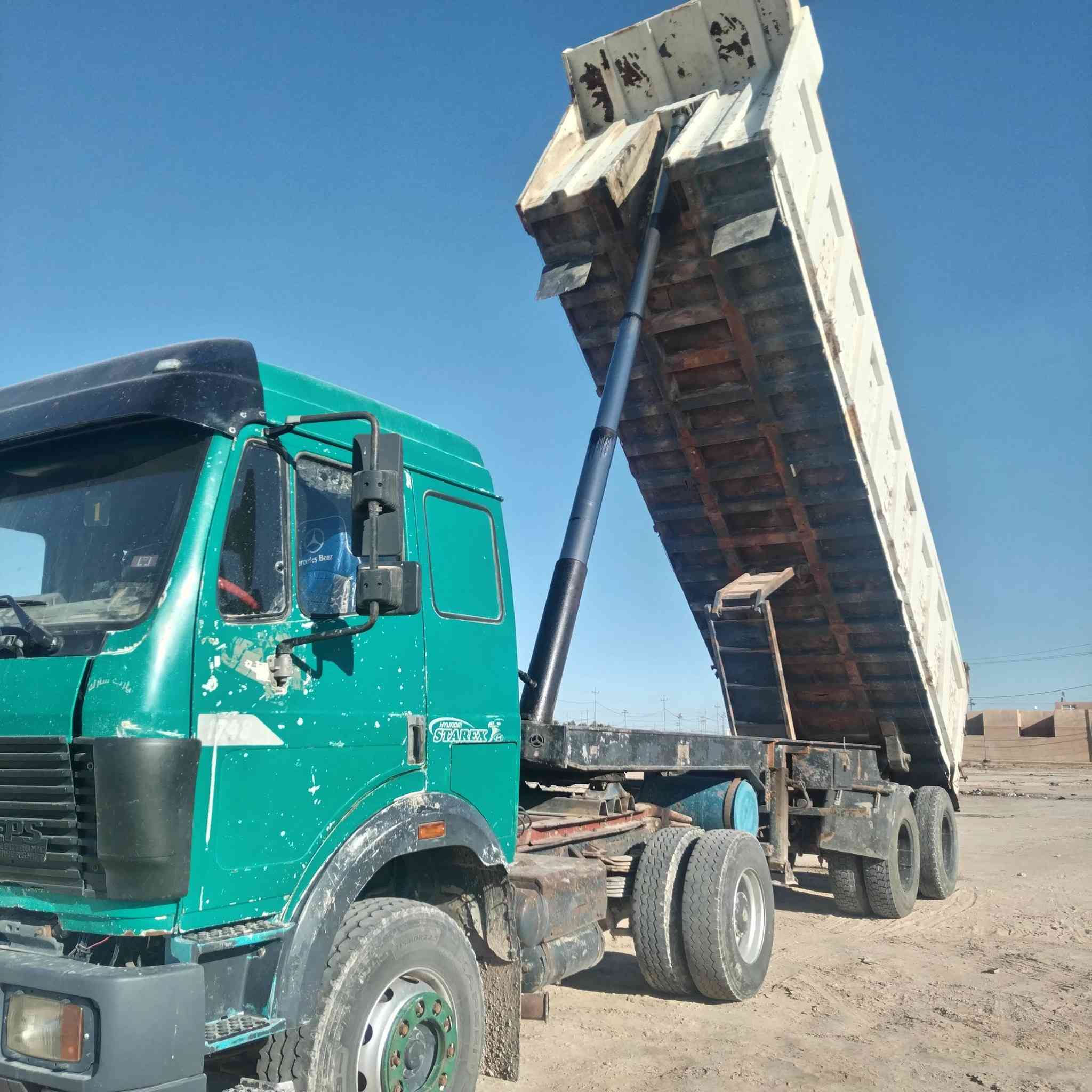 السلام عليكم للبيع البي الكزز مديل 91 رقم ذي قار 3لوحات قلاب سنوية الى 2027 محرك 35دبل تيربو كير 130 اكسل جي أف تلفزيوني تخم تاير  الراس تخم تاير 22ونص ولعربانة 24برماخ عربانة ألماني ذرعتها 32وية التعلاوة عربانة شرط المكلاب
مكاني النجف 📞 *********** 📞 📞
بيع او مراوس حسب القناعة
