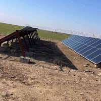 طاقة شمسية • ٧٠ لوح • غطاس ٤٠ حصان