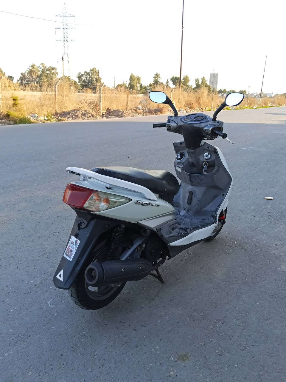 سلام عليكم🛵 سكنس فحل ياباني قبق نفخ ستان حساس خطين الدراجه مابيهه نقص برغي شلعه معدل كهربائات كلهه شغله قفل ستيرن قفل جنطه كيج سرعه بانزين كله شغال الدراجه ماشه 40الف في حال الوكاله اوراقهه موجوده الدراجه مكفوله جيب فيتريه 2 يفحصون 🏘️بغداد البياع السعر💰800وبيهه مجال  📞التصال  ***********
