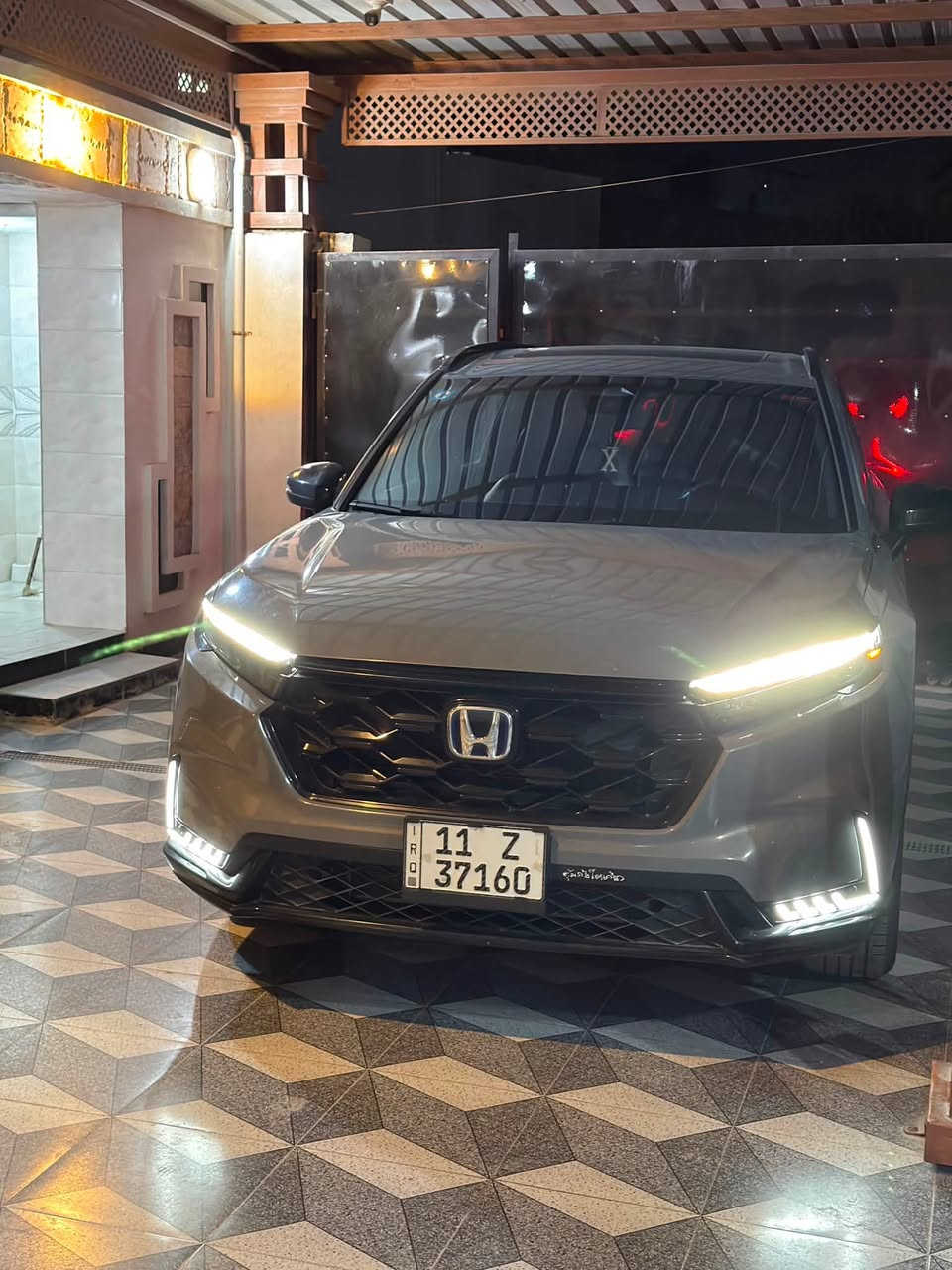 هوندا CRV2024سبورت هايبرد فول مواصفات لون سمنتي رقم بغداد وارد امريكي قطعه وحده مبدل بنيد 

السعر 210 $.  الاستفسار واتساب ***********

