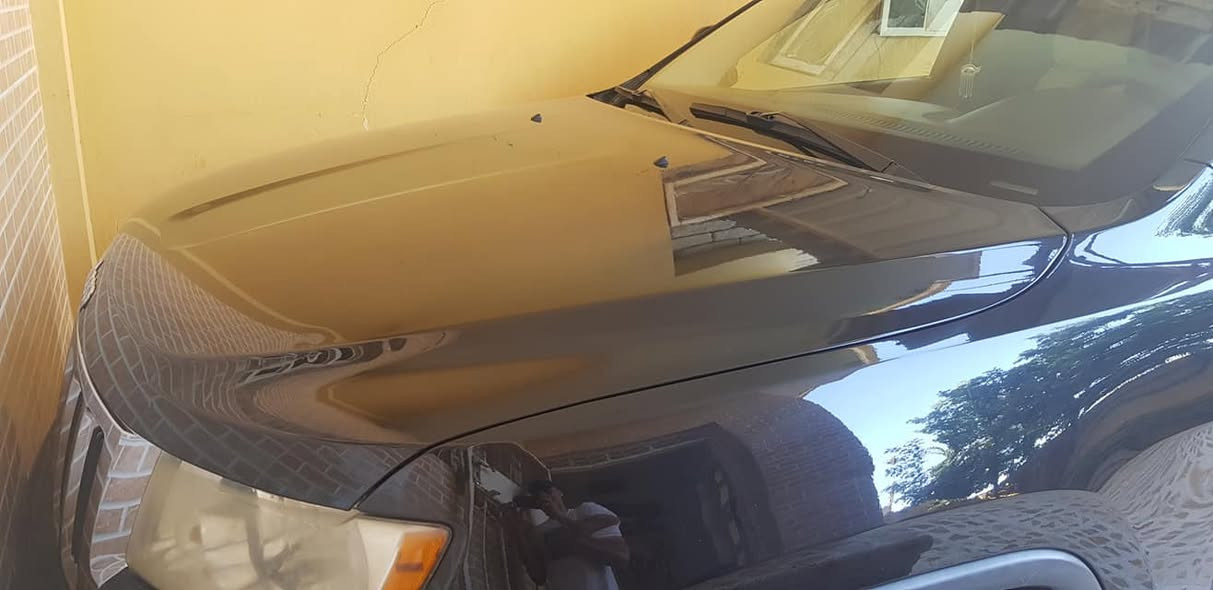 سلام عليكم جيب لاريدو 2012وارد أمريكي داخله للعراق كلين في العراق
 مكينه ٦ سلندر
  بصمة أبواب 
  كشن كهرباء 
تحكم ستيرن كامرة خلفية  حساس خلفي 
تبريد ثلج غاز جديد  
بيها مكانين بارد فقط باب الخلفي كد شبرين ورأس جاملق كد شبر فقط
 سياره حلوه ونظيفة انطيك محرك وكير شرط 
سعرها ١٩٠ وبيها مجال بسيط للطيبين حك الجيه 
السياره رقم اربيل مكانها بالموصل 
للتواصل *********** بي واتساب
