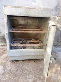 فرن • استعمال قليل • مع ملحقات