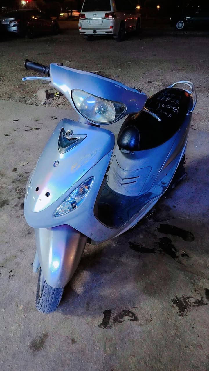 للبيع دراجه ماكس عليه صالنصه كاربون فايبر تزويد دراجه نضيفه كلش شخط ما بيع سعره 900 و بي مجال قليل حك الجيه مو شراي لا تعبني و حلال العالم مو لعبه بيدك لا تضل تكسر ب السعر دراجه مال رمبه جديده صارله شهرين من طالعه برغي واحد ما بيه نقص رقمي ***********
