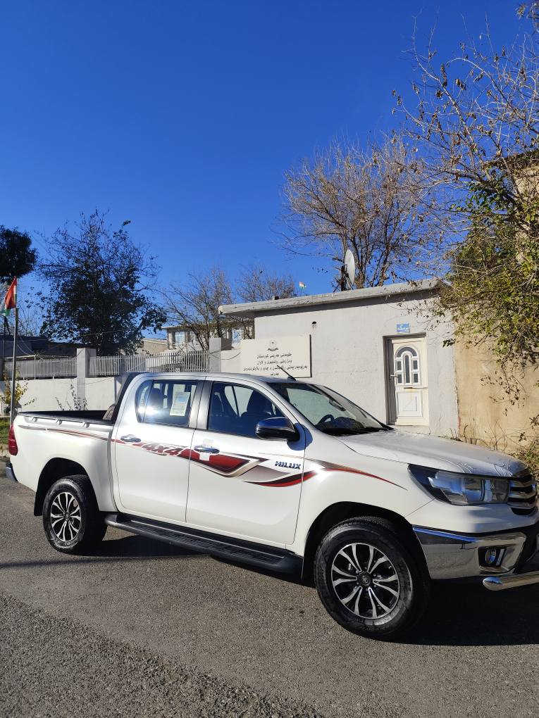 مەرزیە 2018 گێر عادی
دەبڵ ئەکسڵ، گێر عادی
مەکینەی نەکراوەتەوە،
هەزە و سەنەوی رەقەم هەمووی نوێیە 
دوو پارچەی سبوغە 
*********** أربيل, العراق
