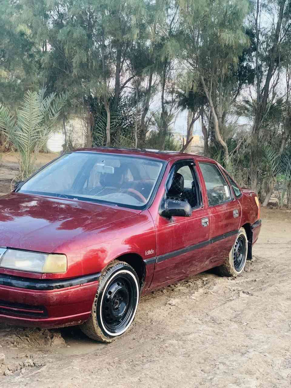 سلام عليكم سياره اوبل فكترا مديل1993 السعر 33 ورقه وبيها مجال بسيط
للبيع تفاصيل على هاذ الرقم شراي يتصل ***********
  
***********
