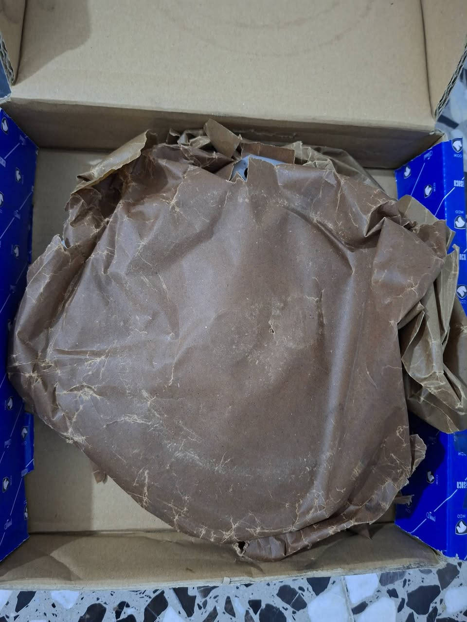 كلج بيجو بارس . سمند
 اصلي شركة ايساكو سعرة ٥٠ الف
شوتة بارس موديل ٢٠٢٣ فما فوق اصلي شركة السعر ١٥ الف
مكاني بغداد
***********
