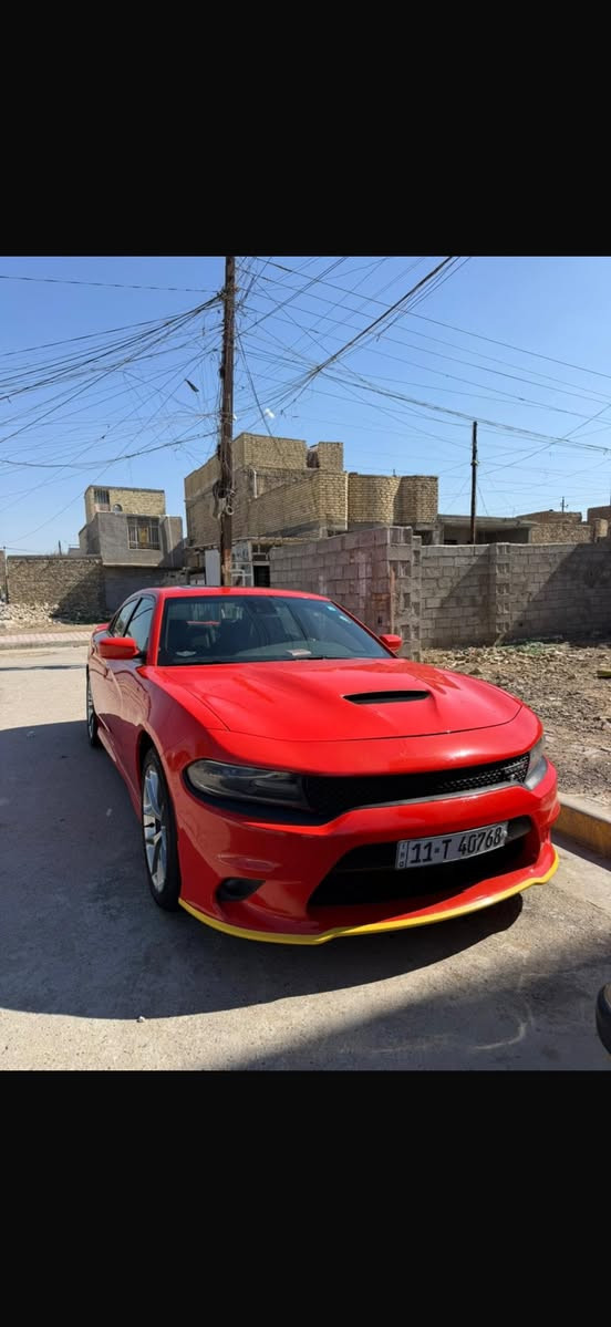 سلام عليكم
جارجر 2019 رقم بغداد بسمي 
وكالة هارلم مكفولة عده بل دعامية كد شبر بيها 
والباقي مكفول مكان السيارة بغداد 

جارجر لون برتقالي مميز 
رادار امامي
تحديد مسار 
توقف ذاتي
دركة ار بي إم 
شفتات استيرن 
كشنات تدفئة تبري 
خزن ميموري 
شاشة كار بلي 
كشنات كهربائي ام المساج 
فتحة بانوراما 
دمام بل صندوك 
كلاصات حار بارد 
من الأخير السيارة اعلى فئة GT بلاص 

السعر 275 وبيها مجال قليل 
***********
