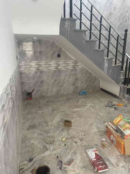 السلام عليكم بيت للبيع مساحته 130 متر طابو زراعي سند 25 طابقين الطابق الاول غرفة نوم  وهول وصاله ومطبخ وصحيات والطابق الثاني غرفتين نوم وهول وصحيات بناء حديث درجه اولى شارع ثمانين فرع سكلة العلم قرية المراشده تفاصيل اكثر مكتب حكيم عبدالله للعقار والمقاولات *********** بي واتساب أو خاص موجود
