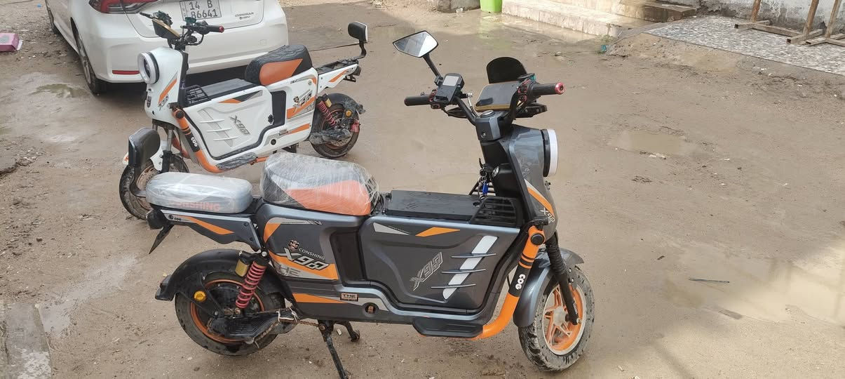 إكس 900 للبيع بصره الصالحيه ( شط العرب ) السعر 525 الف دراجه جديده  بمعنى الكلمه وتجي وتشوف بعينك نقصها فقط يدة بريك امامي سعرها 5 آلاف للتواصل *********** اتصال + واتساب
