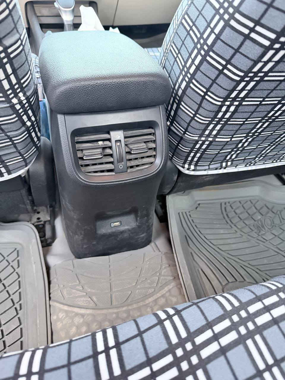 اخواني الطيبين اني مكلف بالنشر
السلام عليكم ورحمه الله وبركاته 
كيا سيراتو موديل 2024 
رقم اربيل تريد تحويل تريد وكالة 
تبريد خلفي 
تحكم كامل + بلوتوث 
ماشية 12 الف 
سيارة جديدة وبالكارتون 
استخدام ايد وحدة 
محرك 1600 
تبريد خلفي 
لد نهاري 
بروجكتر لد 
سيارة جديدة بمعنى الكلمة 
حساس خلفي 
وبقية المواصفات المعروفة 
المكان : النجف الاشرف 
للاستفسار : ***********
