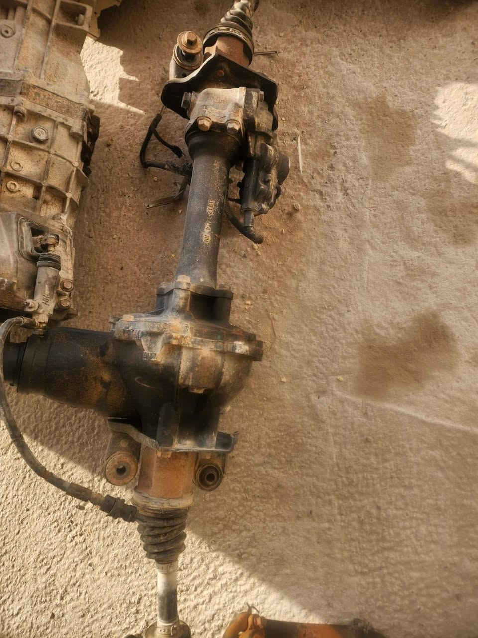 يتوفر اكسل الخلفي وفور ويل كريت ويل عالي للبيع للاتصال *********** السعر على الخاص
