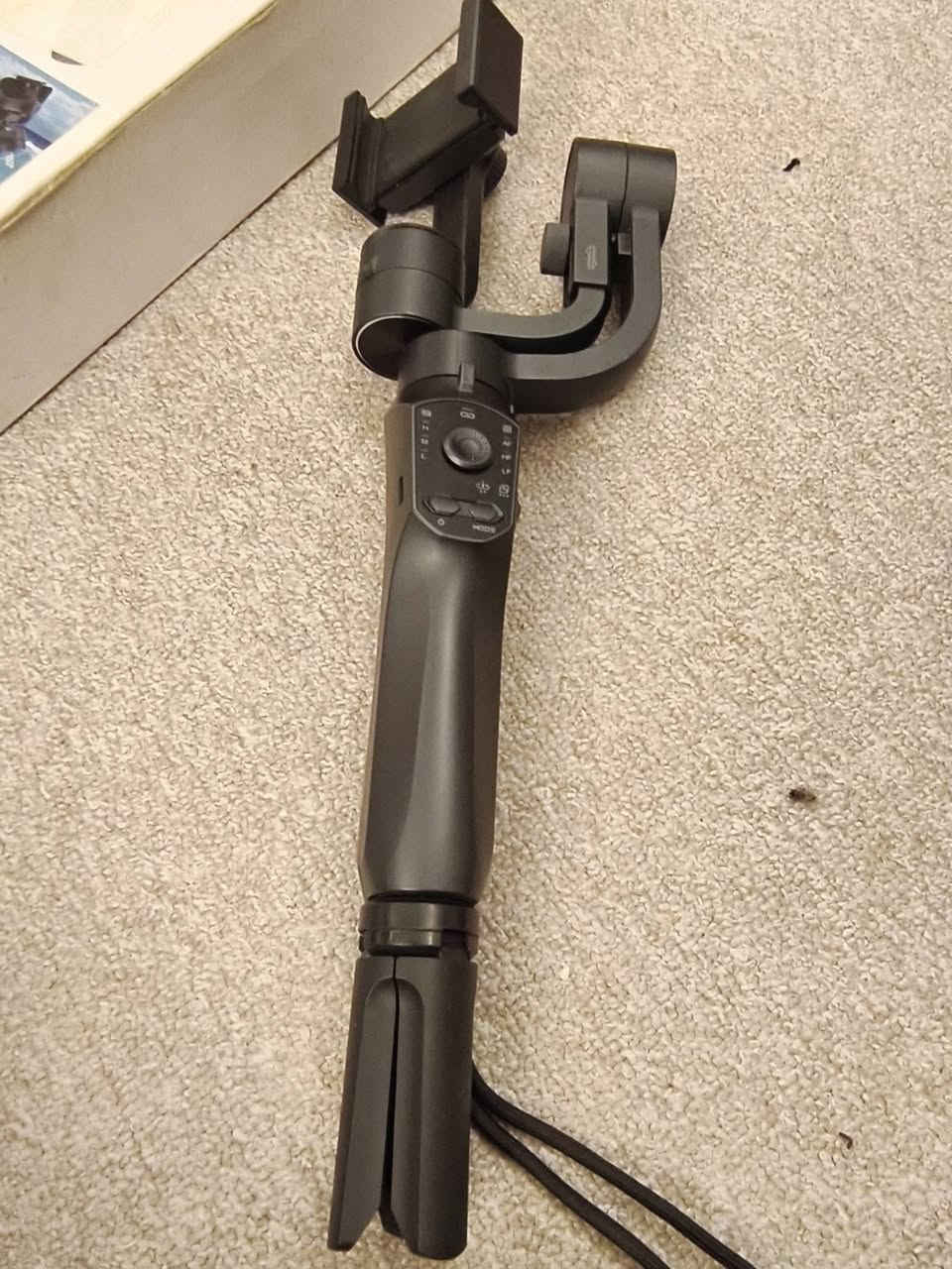 السلام عليكم
اخوتي عندي هاذا ستان مانع اهتزاز موبايل غير مستخدم جديد نضافته 100/100 جديد كلش حلوه وسلس سعره 60 ألف وبي مجال حك الجيه 

مكاني الديوانية ما عندي توصيل 

ما عندي توصيل


**إذا كنت صاحب هذا الإعلان وتريد حذفه لأي سبب، رجاءا أرسل رسالة إلى الدعم الفني**