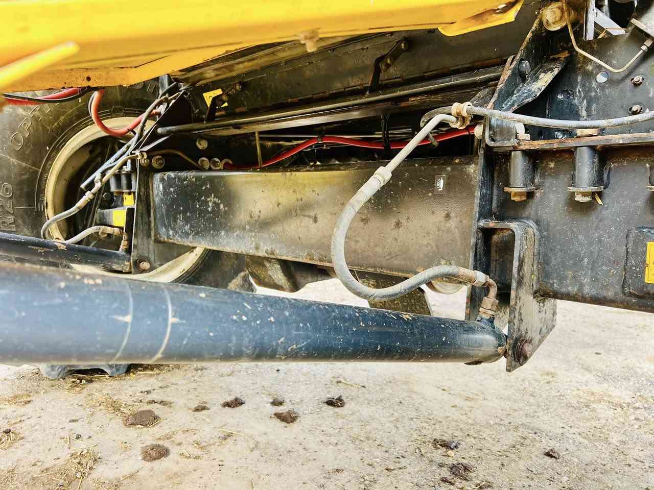 سلام عليكم للبيع حاصوده موديل 2012 أوربي مكفوله خمسه بلم دبل درام مكينه جديده رقم أربيل لاستفسار ‭٠٧٨٠ ٤٢٦ ٥٥٨١‬
