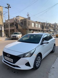 اكسنت موديل 23 كفاله عامه بيها ملاحظه صغيره مأشر عليها رقم اربيل بسمنه...