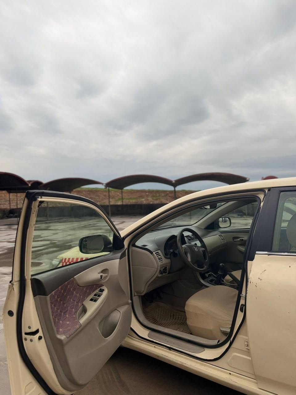 کرۆلا بۆ فرۆشتن مۆدێل 2010ڕەقەم هەولێر مالی دۆستە توندوو تۆل هەندێک ساردی هەیە لەگەل چاملغێکی پێشەوە گۆڕاوە بێ ناو گرتن مالی ئیشە بۆ داوا کردن پەیوەندی بەم ڕەقەمەوە بکە 
***********
