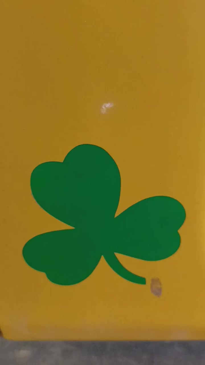 السلام عليكم سايبه موديل 12 مراوس او بيع مكفوله من الصبغ والتبديل مكاني ديوانيه مركز غير متواجد ع الانترنت
*********** 
***********
