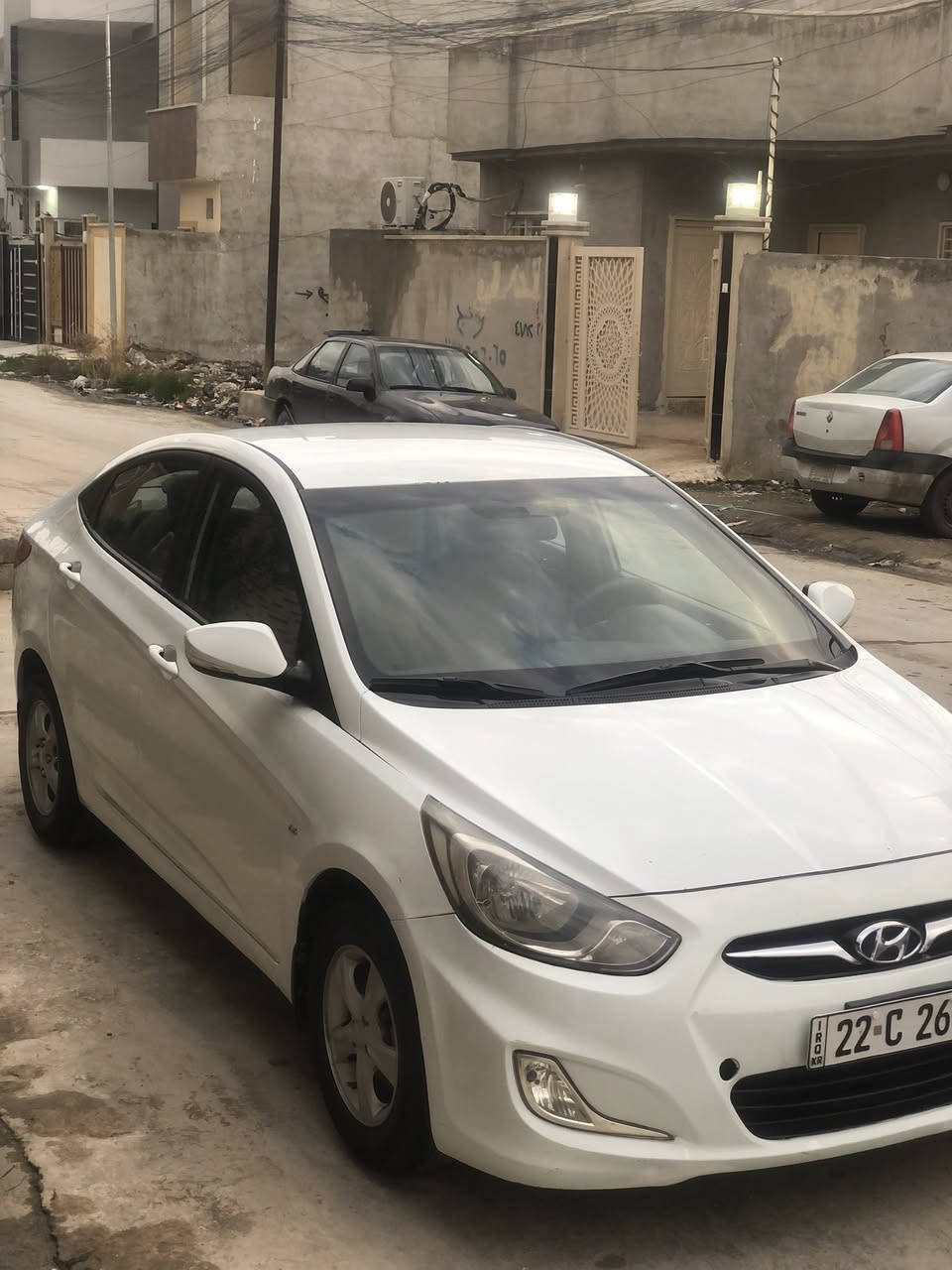 للبيع اكسنت مضلع موديل 2012
نضافه فوول 
بدون ضرر
بدون صبغ
بدون ملاحضات 
الي بيها ٣ مكانات تعديل بارد فقط
وصبغ دوسات فقط
مواصفات نص فول 
محرك 1600
كير اوتماتيك 
جام كهرب 
اشاير بالمري 
ارضيه جلد 
5 ويل كب 
رقم اربيل 
السعر (110)
سياره بالواقع احلا من الصور 
للاستفسار الاتصال عالرقم ***********
غير متواجد عالخاص
