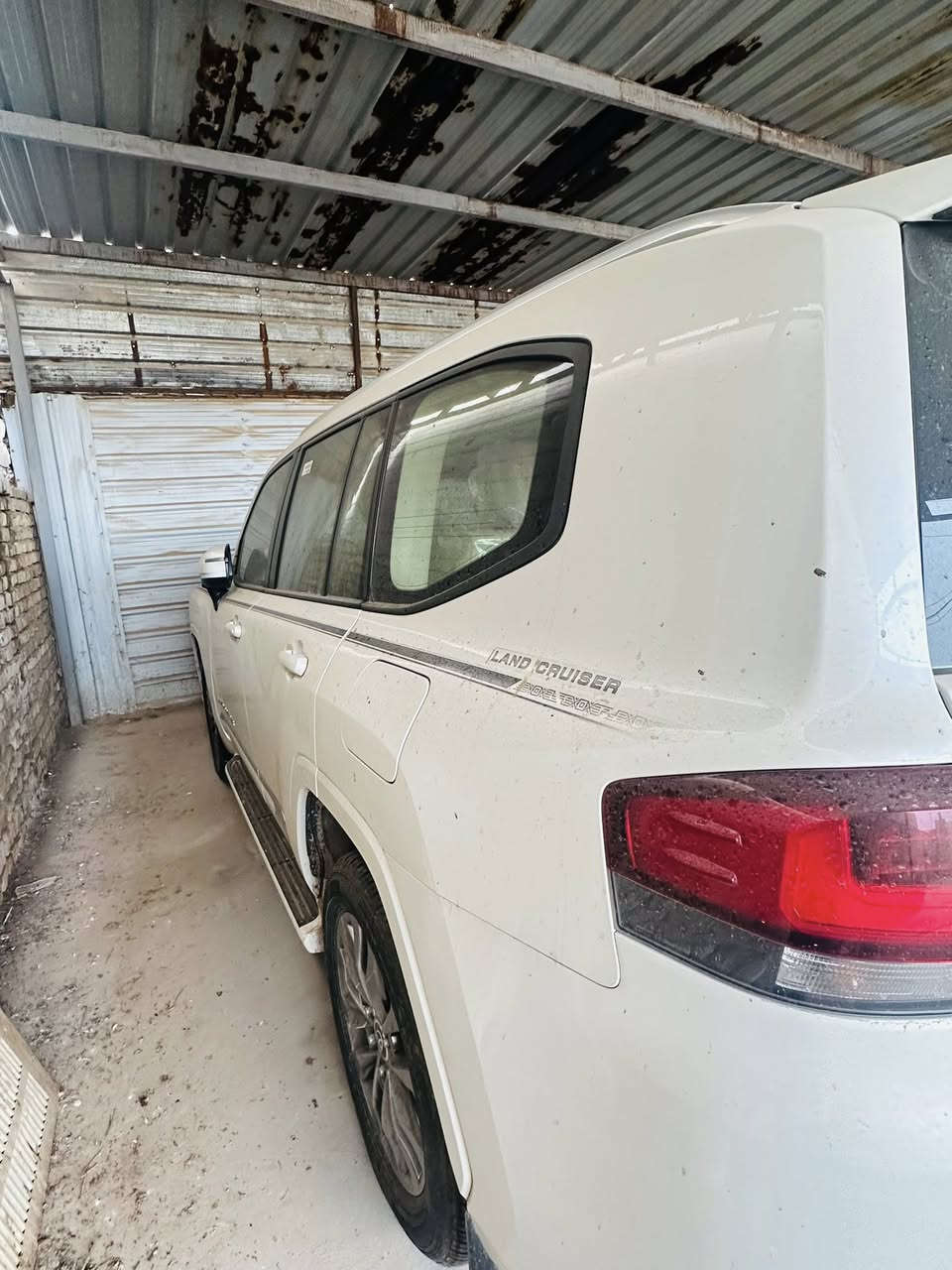 2024 ماشيه 10  زيرو  شركه ساز  ***********
