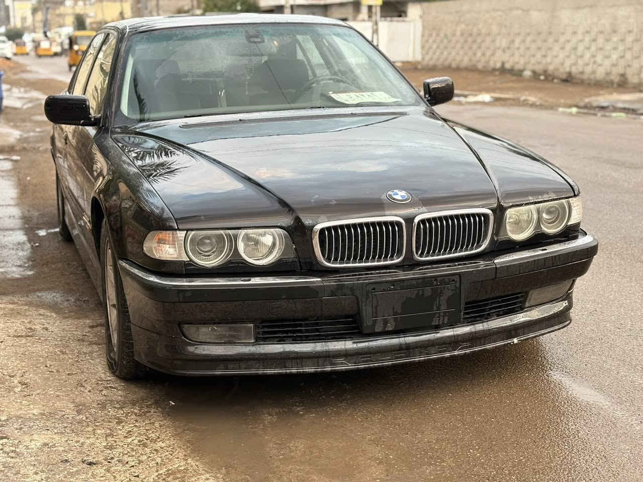 سلام عليكم
خفاش 740 اصل وفصل موديل 95 محدث 2000
077 16340806
 السعر 88$  
 رقم بغداد  تحويل ثاني يوم
مواصفات معروفة 
مكان سيارة بغداد  / البنوك
