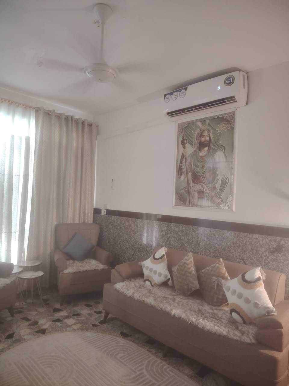 دار للبيع زراعي المساحة ١٠٠ م طابقين كامل الخدمات ماء وكهرباء ومجاري وتبليط حي البتول شارع مدرسة الخيرات السعر ٩٥ الاستفسار على الأرقام ***********
