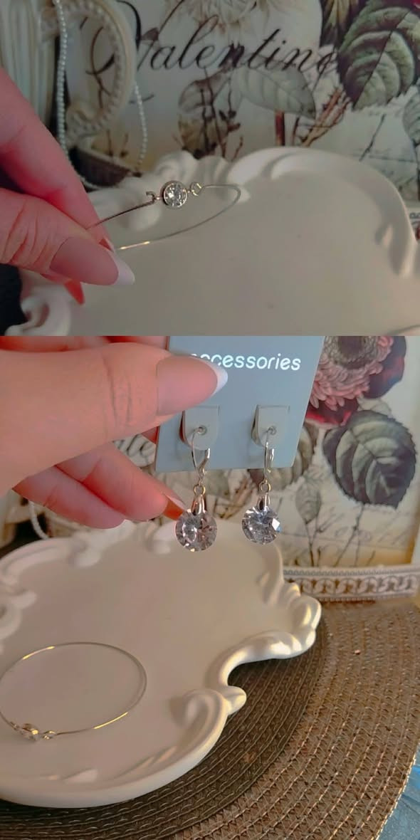 اكسسوارت اوربي طلاء ثابت
متوفر توصيل كافة المحافظات ب٣


**إذا كنت صاحب هذا الإعلان وتريد حذفه لأي سبب، رجاءا أرسل رسالة إلى الدعم الفني**