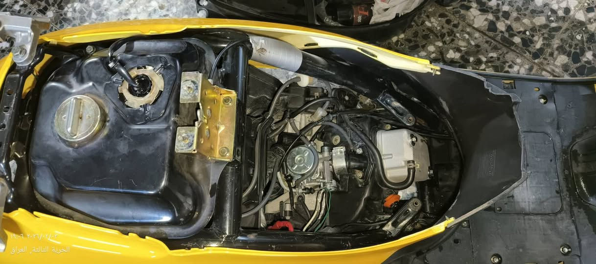 دراجه سبيسي صيني البيع
دراجه تخبل بيه نقص بس شغلتي 
دشبول مالته مكسور يعني بس اشتري واحد وشده ورجع شغلا وجامه مال بكلايت اليوره بيه وحده ماكو 
كهربائي كله شغال 
جيب مصلح وياك وتعال واذا بكانك قريب عادي نروح اي مصلح تريده 
اريده ٣٥٠ وبيه مجال بس طيبين😂
عنواني بغداد حريه 
وهاذا رقمي ***********
