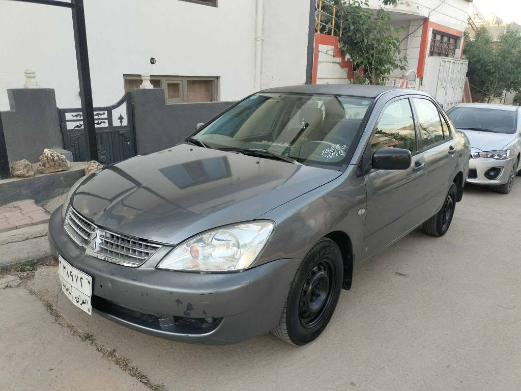 لانسەر 2007
مەکینە بچووک گێڕوو مەکینە بە شەرت 
تەبرید ساردو گەرم 
سەنەوی دوو مانگی ماوە بە سەر بچێت 
بە شەرتی ناو کردن 
دوو پارچە بۆیاخە بێ ناو گرتن 
*********** السليمانية, العراق
