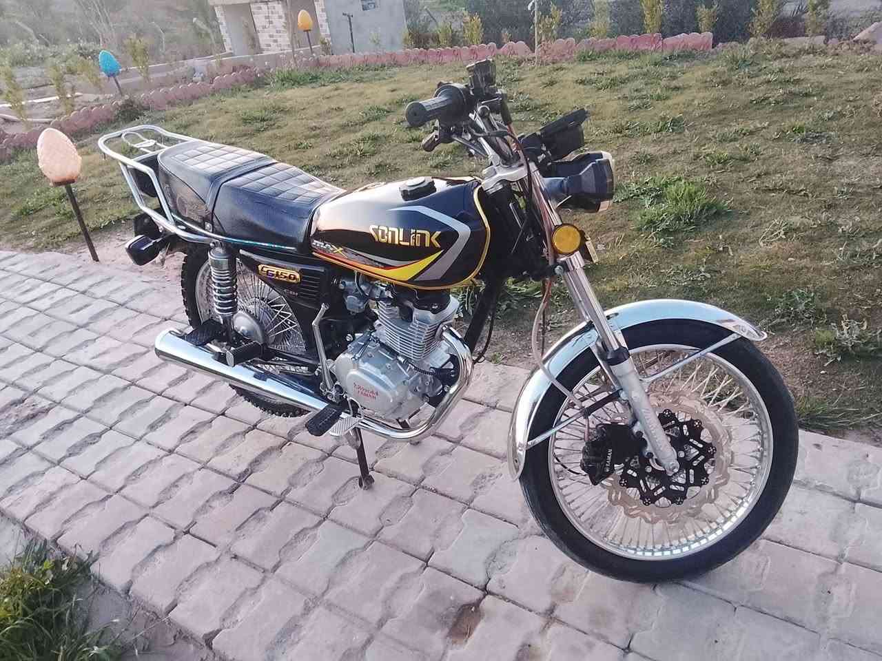 دراجه اربعه كير للبيع السعر 650بي مجال قليل كله علا البلاد موديل 25الشراي يتخل خص وال موشرراي لا يدوخني وخاص موجود وهذه رقمي ***********
