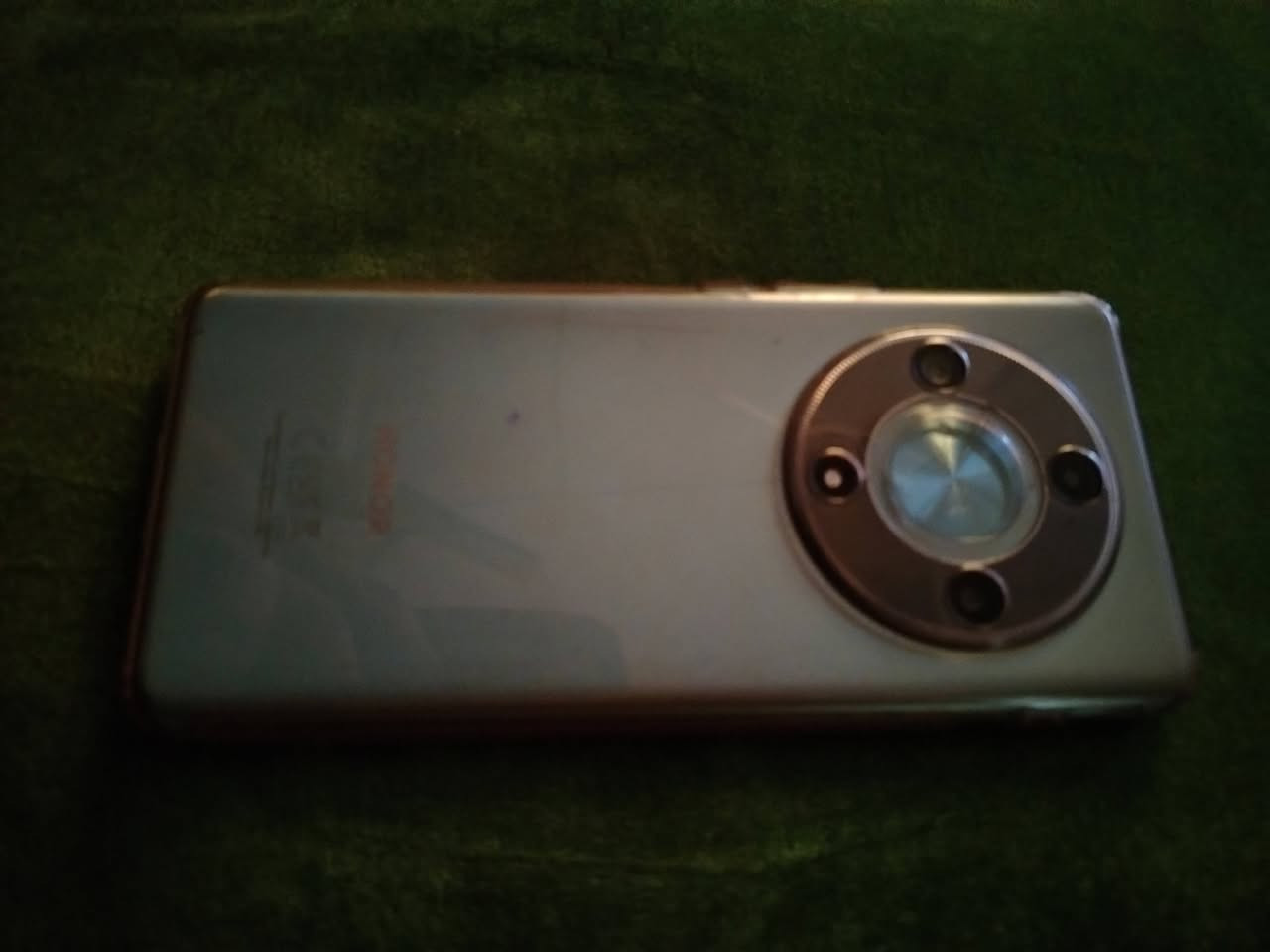 جهاز غني عن التعريف HX9B مكفول


**إذا كنت صاحب هذا الإعلان وتريد حذفه لأي سبب، رجاءا أرسل رسالة إلى الدعم الفني**