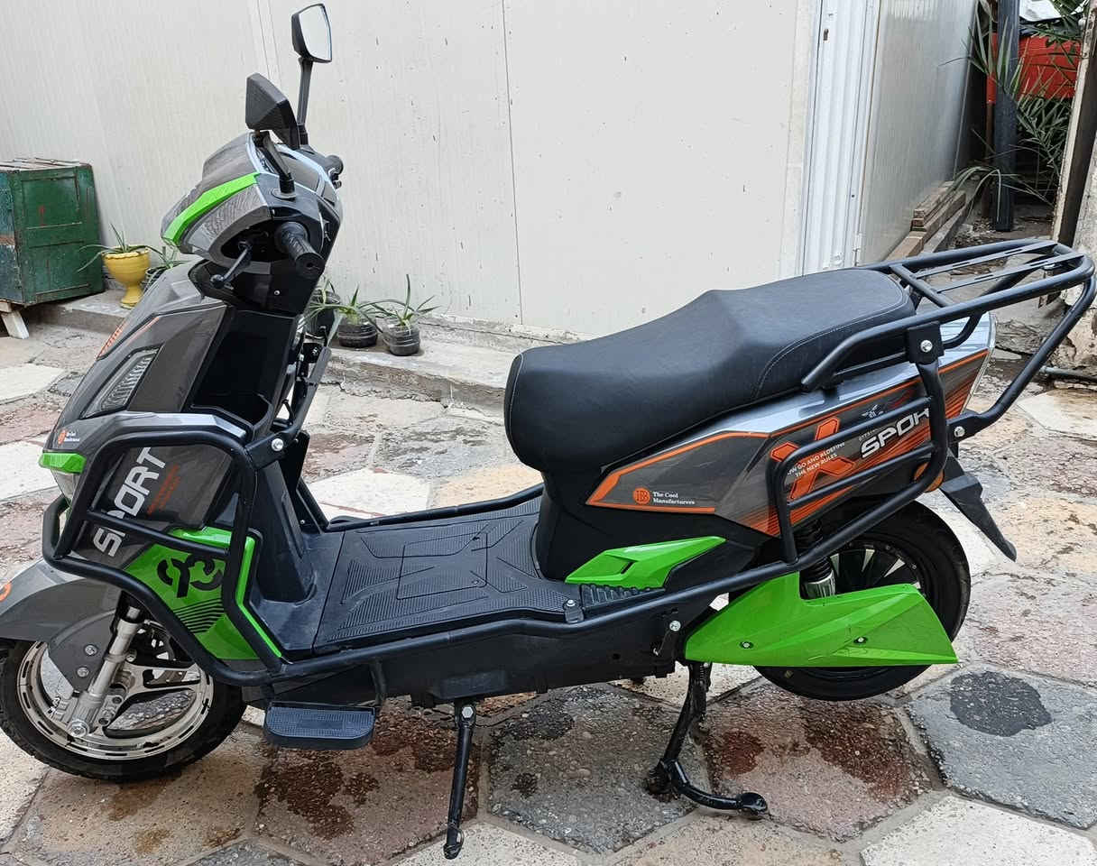 السلام وعليكم دراجه كهربائيه نوع سكنس للبيع الدراجه جديدة بمعنه الكلمه اخذتها بمليون 300واحتاجيت افلوس واريد ابيعه عارضها 800الف وبيها مجال دراجه غنيه عن التعريف وبالعافيه على الياخذها للاتصال واتساب..‏‪***********‬‏
