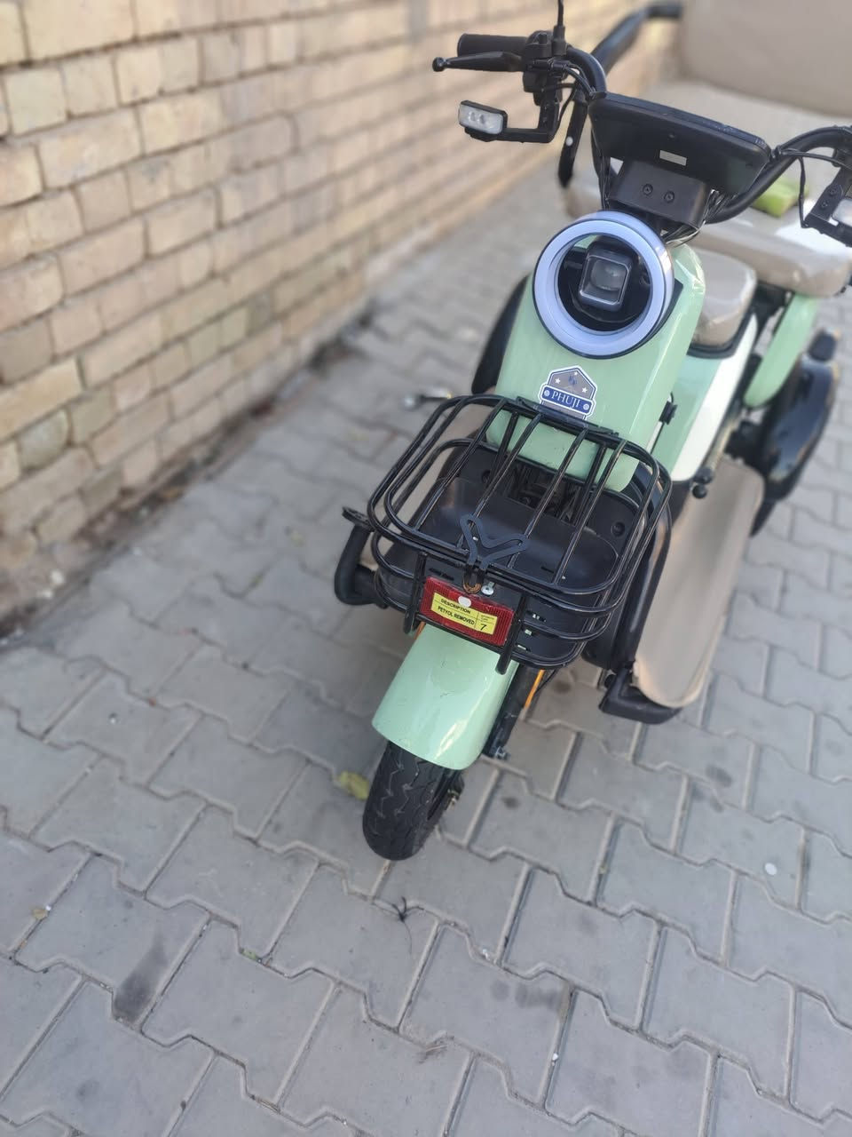 السلام عليكم دراجه شحن ثلاثيه للبيع السعر مليون مكان زعفرانيه جسر ديالى يريد يراسلني على الخاص


**إذا كنت صاحب هذا الإعلان وتريد حذفه لأي سبب، رجاءا أرسل رسالة إلى الدعم الفني**