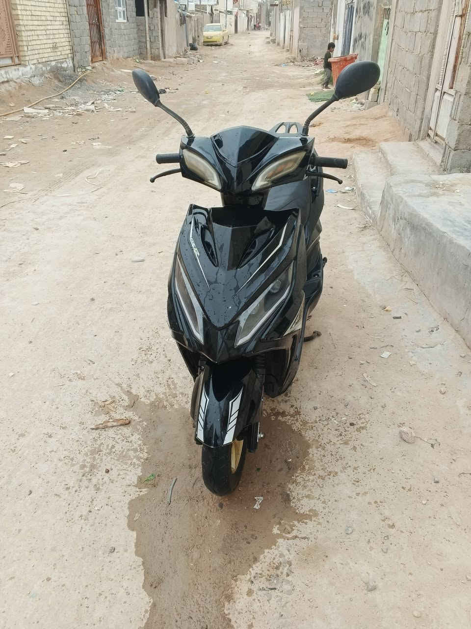 دراجه للبيع مكفوله من كلشي موديل 2022تشغيل عل سويج و بصمه عنوانهه كوفه حي ميسان ***********
