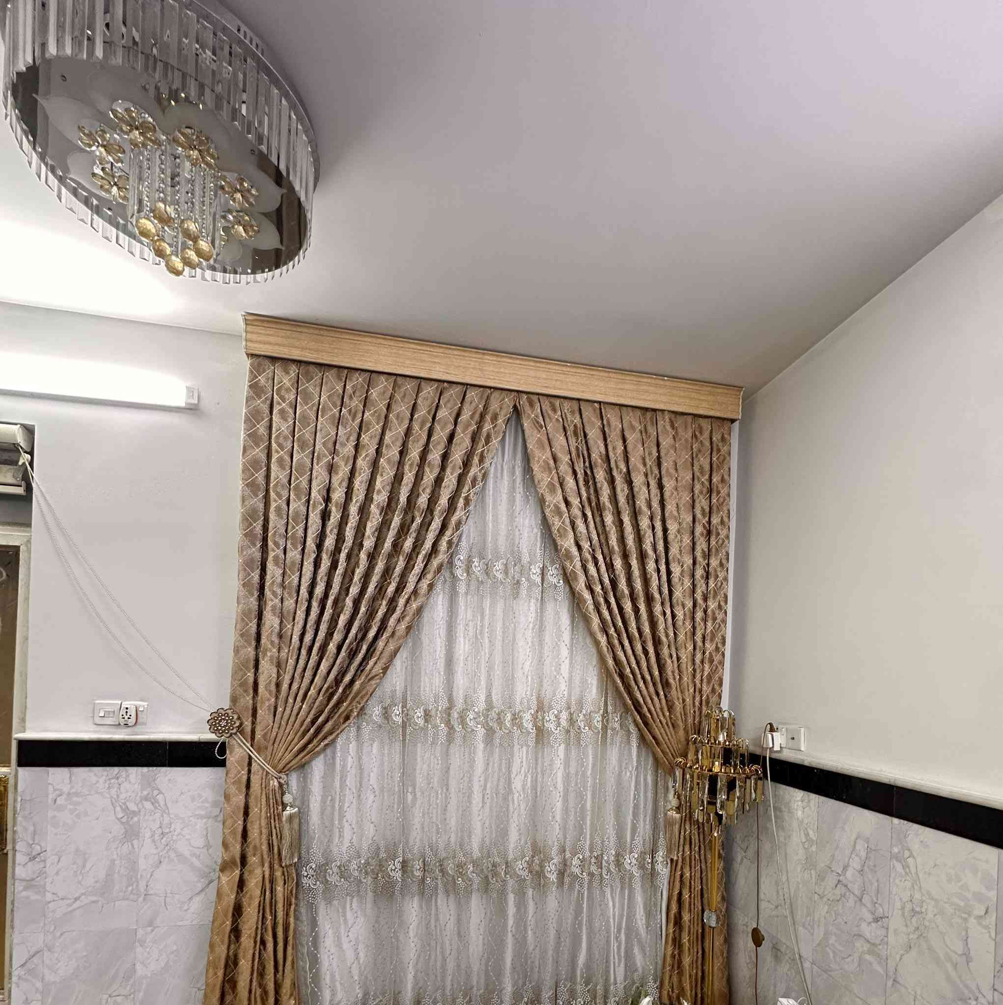 مساء الخير
التخم و الزولية 
والبردات عدد ثنين  
كلهن للبيع للبيع ب 850 الف 
مستعجل جداً للبيع
للاستفسار ***********
