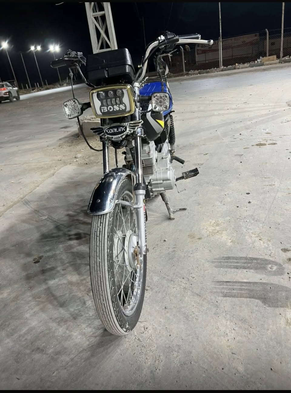 دراجه للبيع ايرانيه ٥كير بيها كمرك قابله للترقيم جديده مديل ٢٤ سعر ٤٠٠ وبيها مجال للتواصل ***********
