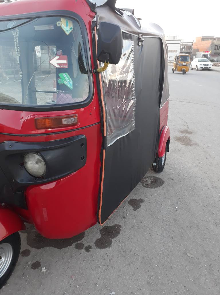 السلام وعليكم
تكتك للبيع موديل 2017 اوراق كامله معمره جديد سلف باتري كتبريتر تايرات شخاطه كلهن جدد شغاله كبل لشغل 3500وبيه مجال مكاني محموديه للسفسار اتصل ***********
