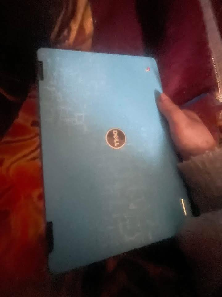 للبيع لابتوب دل لمس وقلاب


**إذا كنت صاحب هذا الإعلان وتريد حذفه لأي سبب، رجاءا أرسل رسالة إلى الدعم الفني**