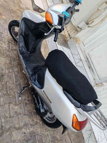 سلام عليكم سبيسي ياباني سرعة100 دراجه مكفوله مكينه كلجات مكينه خرسه سعر دراجة700 وبيه مجال مكاني الأعظمية شراي يتصل ***********
